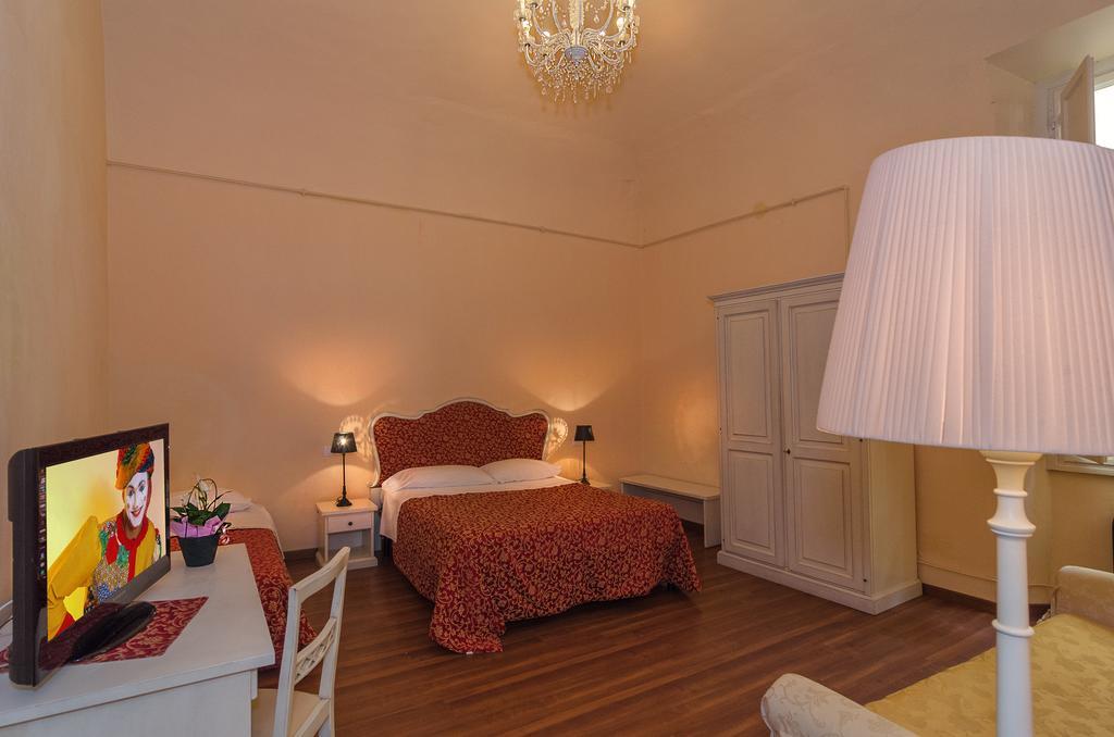 Hotel Galileo ปิซา ภายนอก รูปภาพ